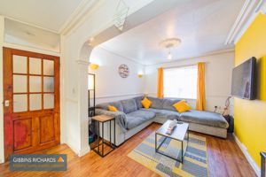 Sitting Room- click for photo gallery